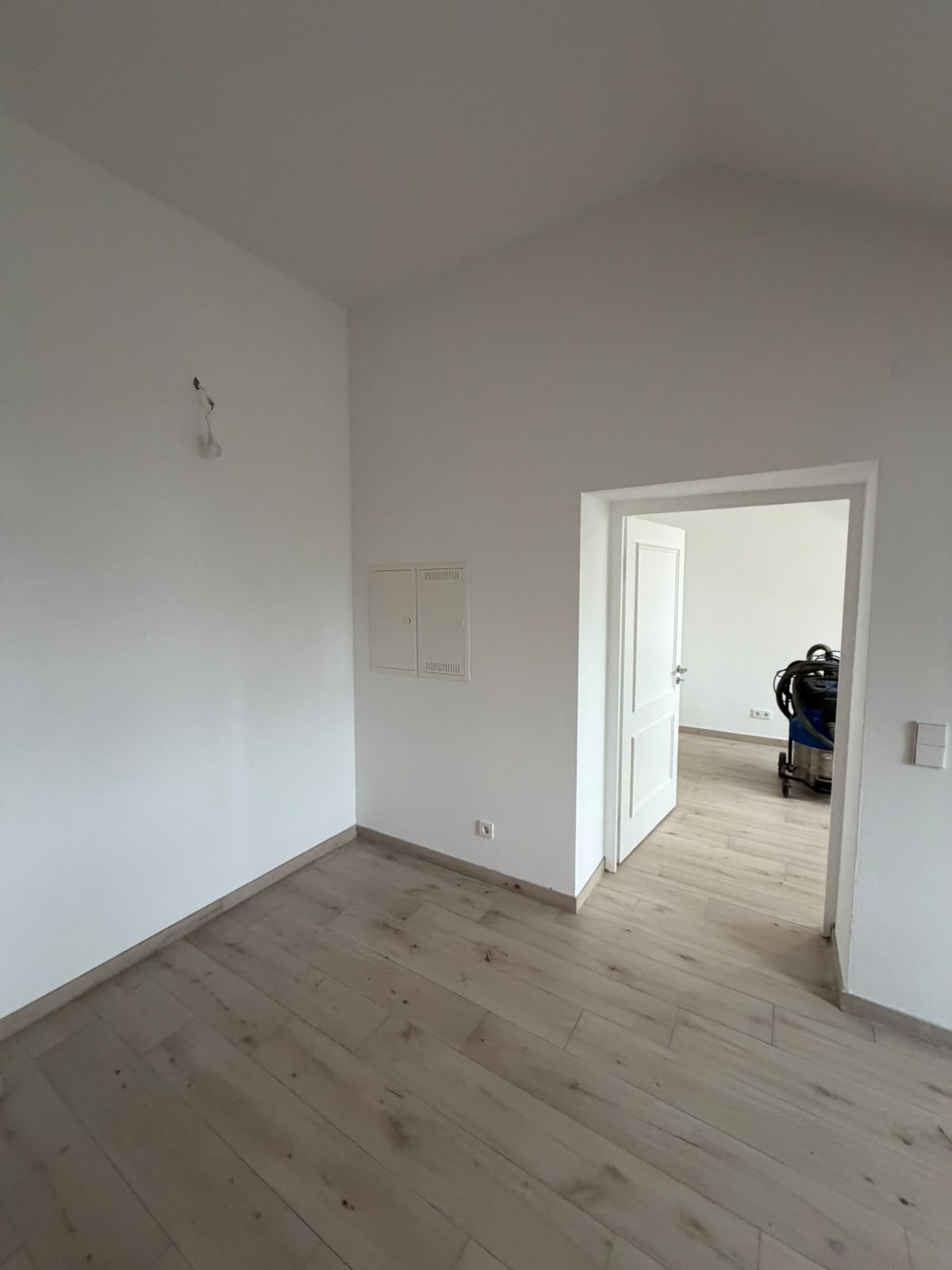 Fertig renoviertes Zimmer – München Süd/West
